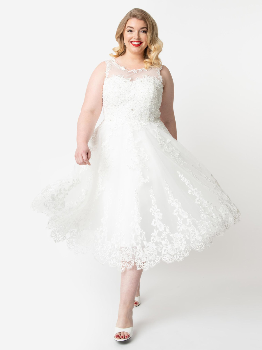 Unique-Vintage-1950s-Style-Ivory-Lace-Riviera-Bridal-Dress-05