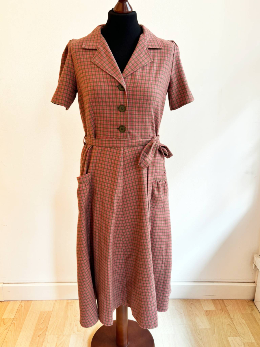 Very Cherry Kleid Revers Dress Midi Rosewood Tartan