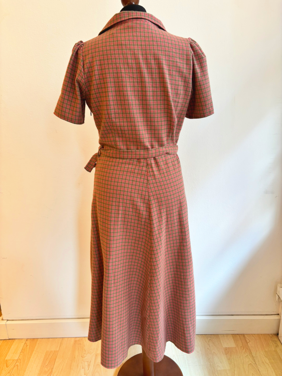 Very Cherry Kleid Revers Dress Midi Rosewood Tartan